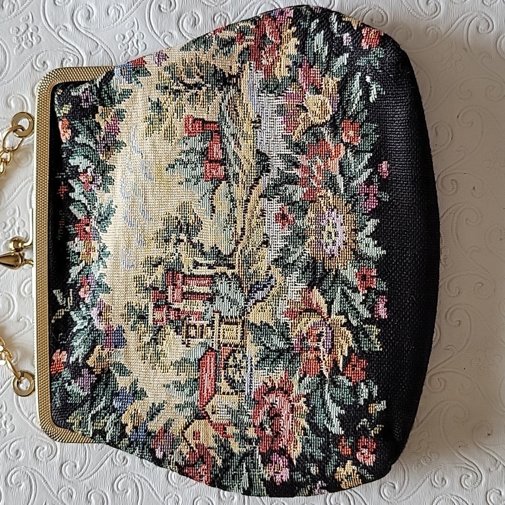 Vintage purse multi color with gold chain - Picture 2 of 12
